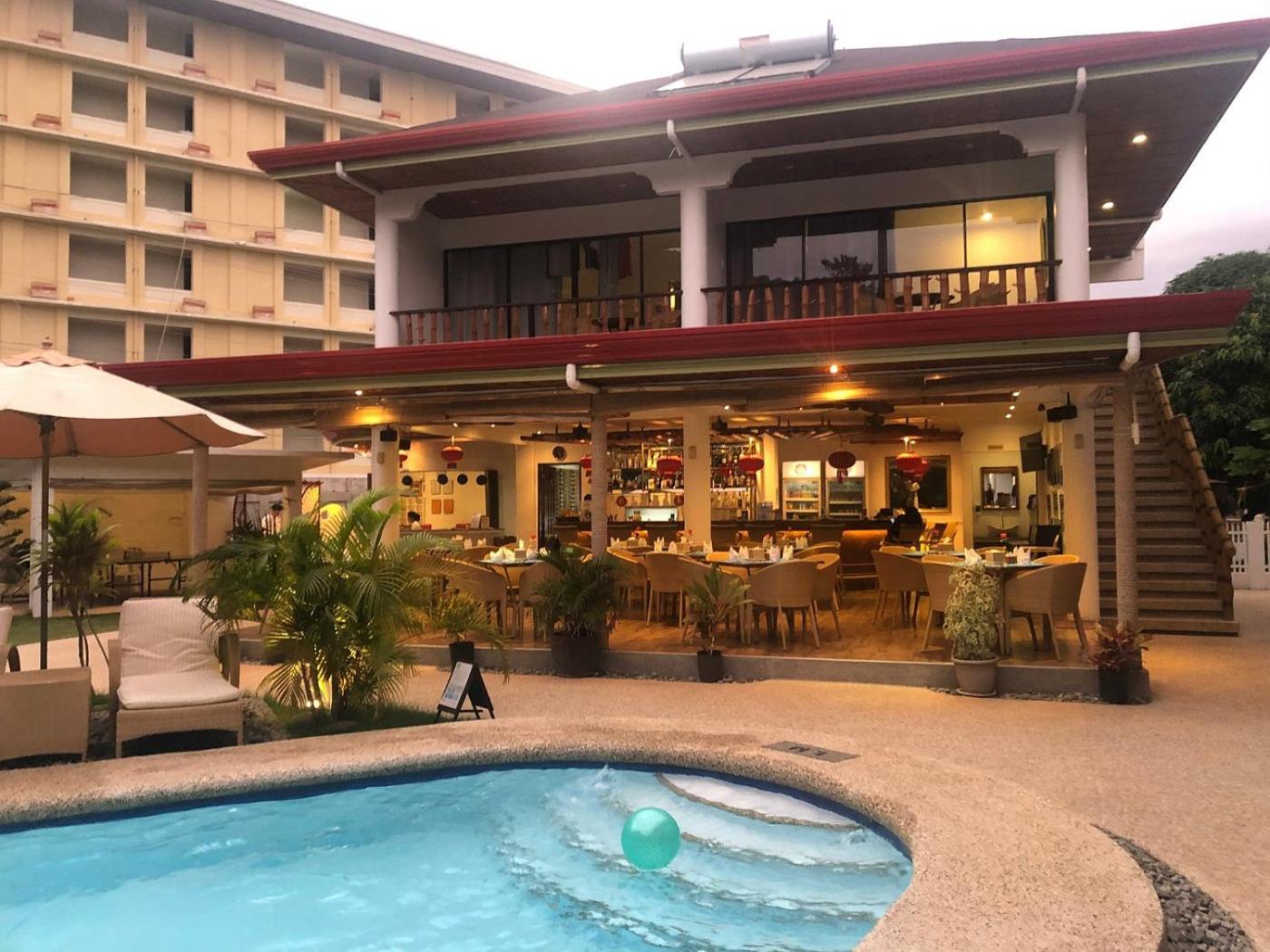 Alona Vida Beach Hill Resort Панглао Екстериор снимка