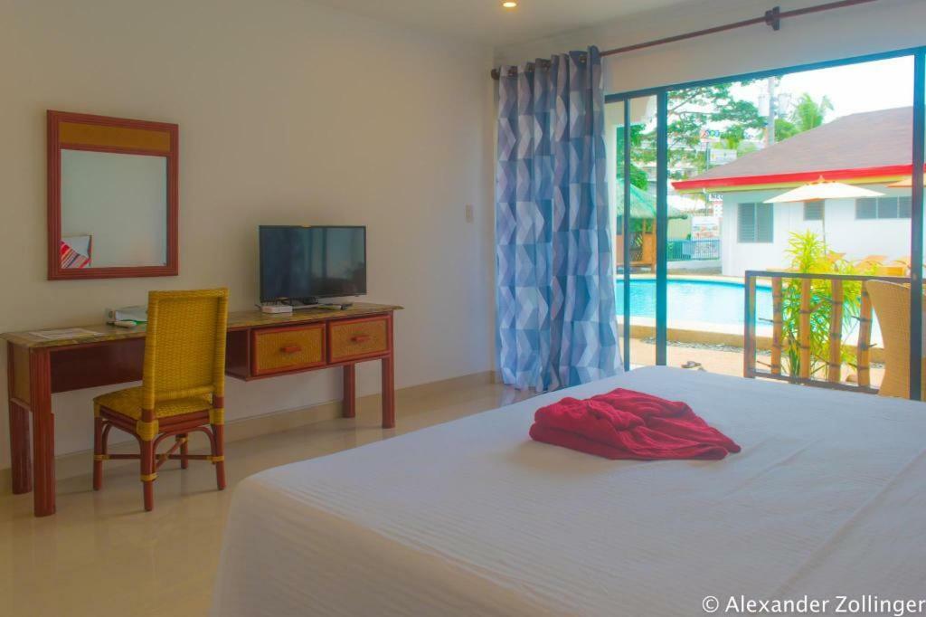 Alona Vida Beach Hill Resort Панглао Екстериор снимка